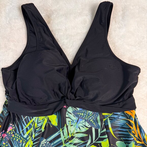 SUMMER MAC SIZE MEDIUM TROPICAL ONE PIECE SWIM DRESS WITH ATTACHED SHORTS - Picture 2 of 8